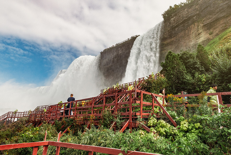 View of the deck at Cave of the Winds at Niagara Falls USA
